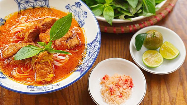 Bún bò cay