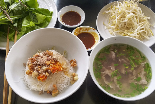 Phở khô Lâm Đồng cho những ngày trời lạnh